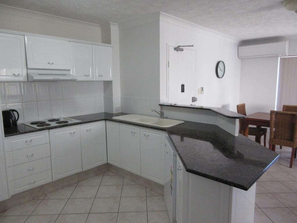 Pacific Place Apartments Gold Coast Esterno foto